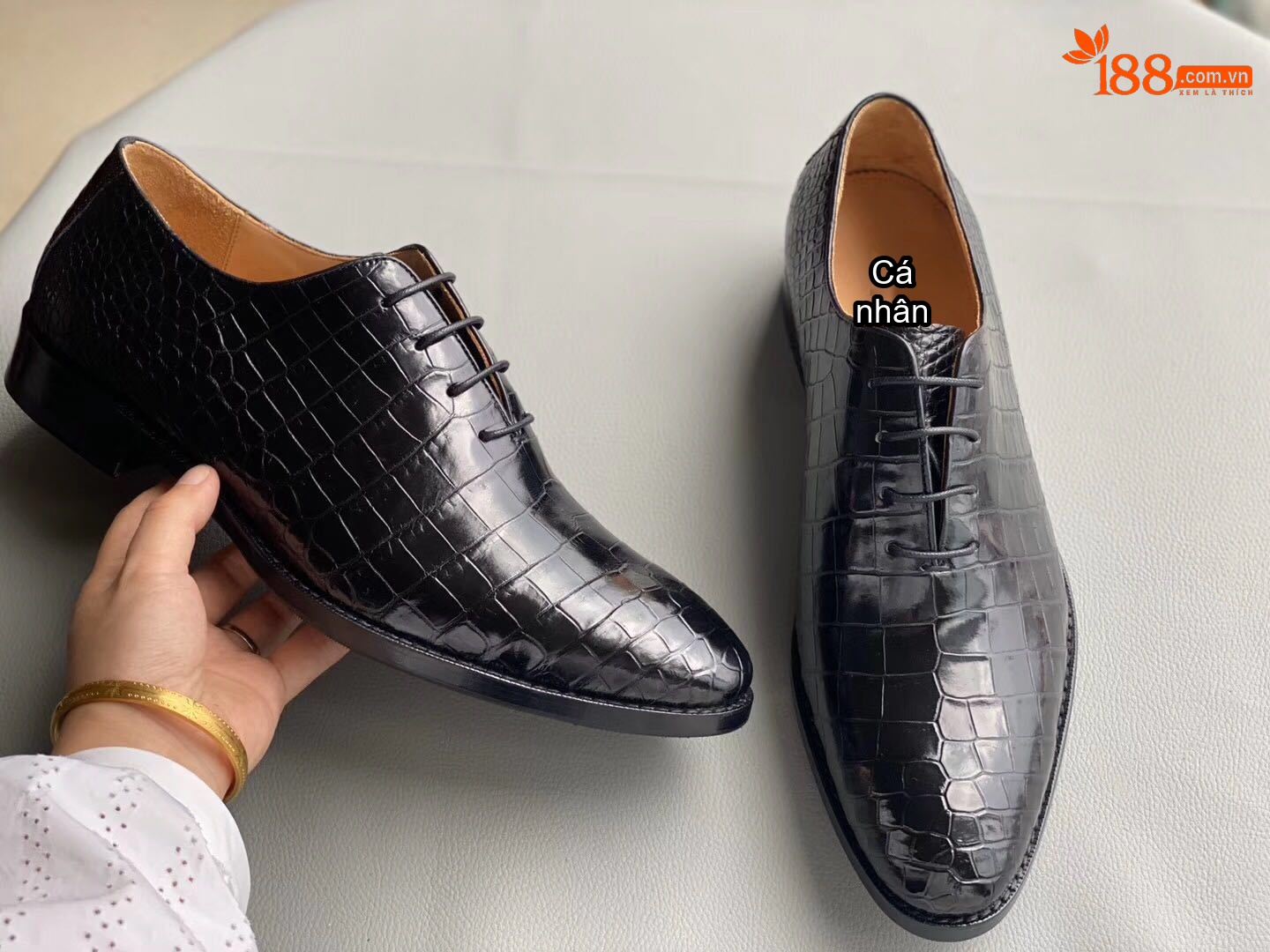Giày Tây Buộc Dây Nam Da Bụng Cá Sấu Chiều Cao Đế Khoảng 3cm Màu Đen chi tiết 2