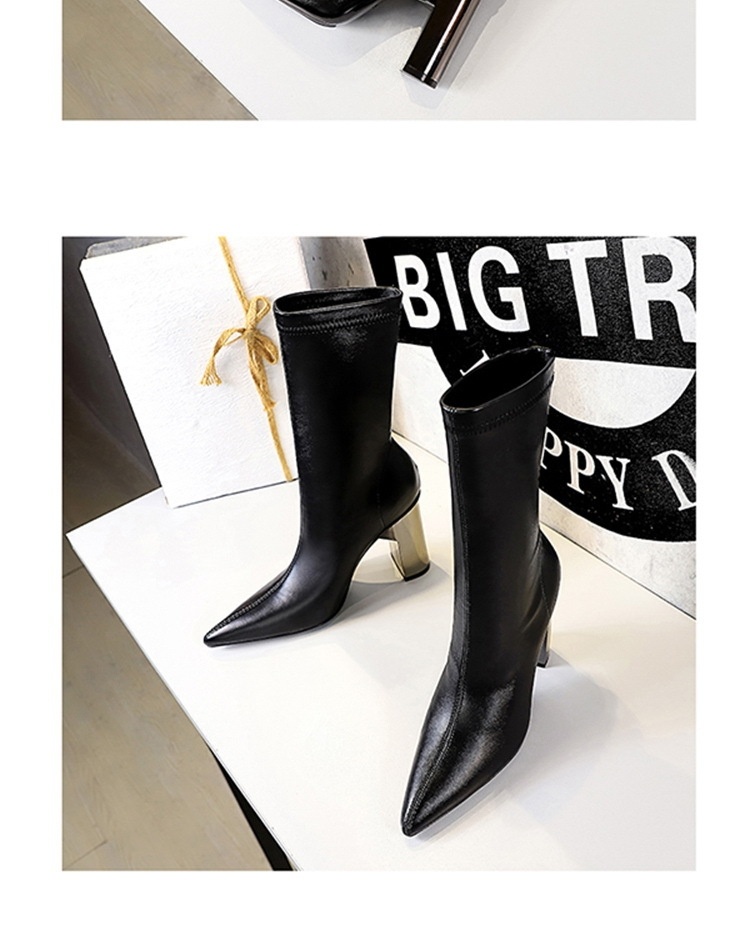 Boot Nữ Da Bóng Gót Vuông Kim Loại Mũi Nhọn Chiều Cao Đế Khoảng 8cm Màu Đen, Nâu chi tiết 18