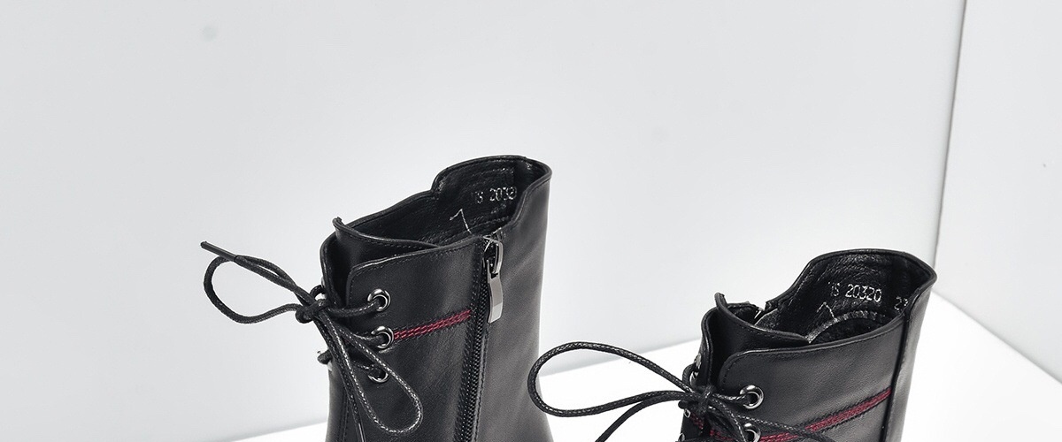 Boot Martin Nữ Da Bò Cổ Ngắn Có Dây Chiều Cao Đế Khoảng 5cm Màu Đen