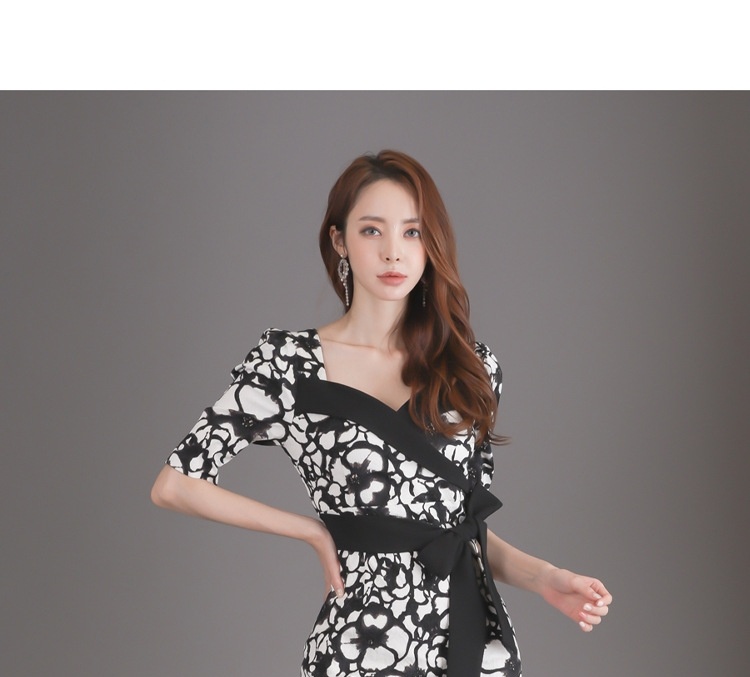 Váy Ôm Dự Tiệc Nữ Cổ chữ Vuông Tay Lỡ Thắt Eo In Họa Tiết Dáng Dài Màu Đen Trắng chi tiết 13