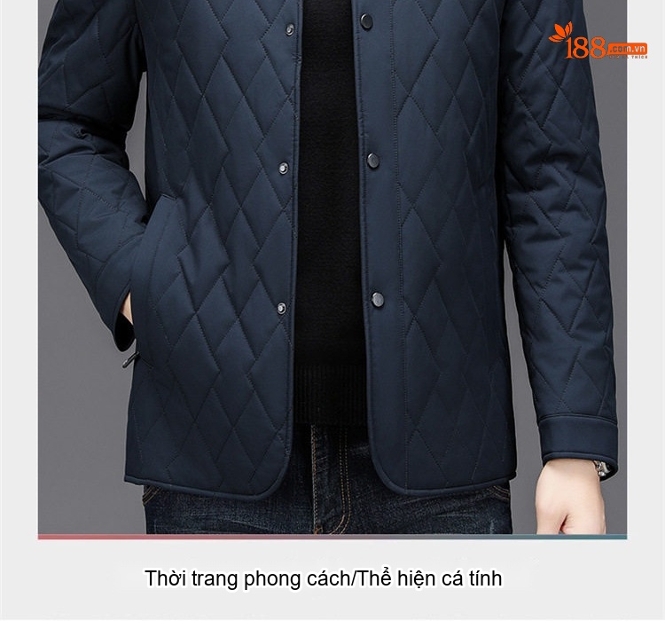 Áo Khoác Bông Nam Trung Niên Cổ Trụ Dáng Dài Vừa Vải Bông Lót Lụa Tằm Màu Xanh Navy chi tiết 2