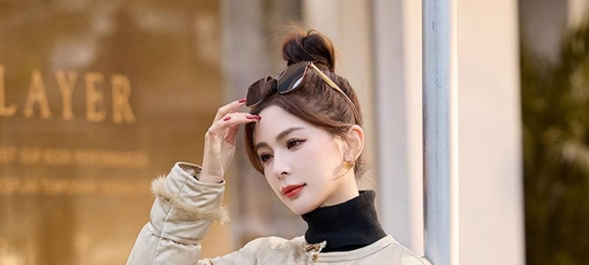 Áo Khoác Phao Nữ Dáng Dài Vừa Lót Lông Vịt Dày Dặn Phong Cách Retro Màu Be chi tiết 35