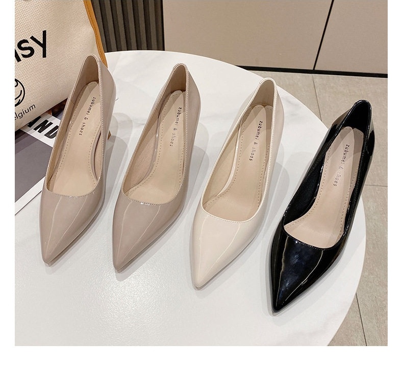 Giày Cao Gót Nữ Mũi Nhọn Da Bóng Chiều Cao Đế Khoảng 5cm Màu Đen, Kem chi tiết 12