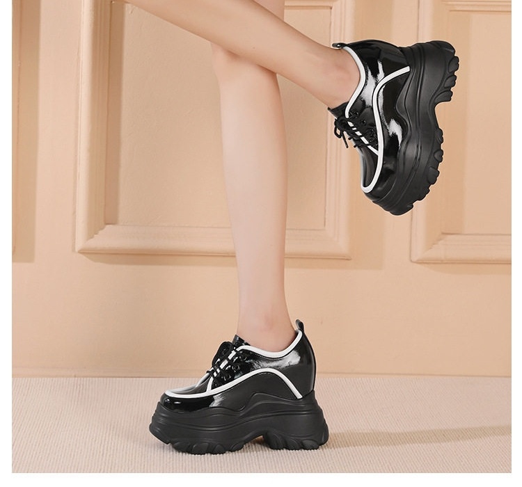 Giày Nữ Đế Xuồng Dây Buộc Da Bóng Chiều Cao Đế Khoảng 10cm Màu Đen, Trắng chi tiết 3