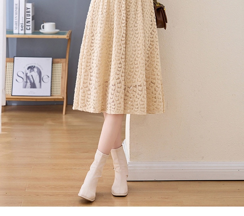 Váy Dệt Kim Nữ Cổ chữ V Đính Cúc Ngọc Trai Phối Ren Phong Cách Quý Cô Màu Be, Đen, Hồng chi tiết 12
