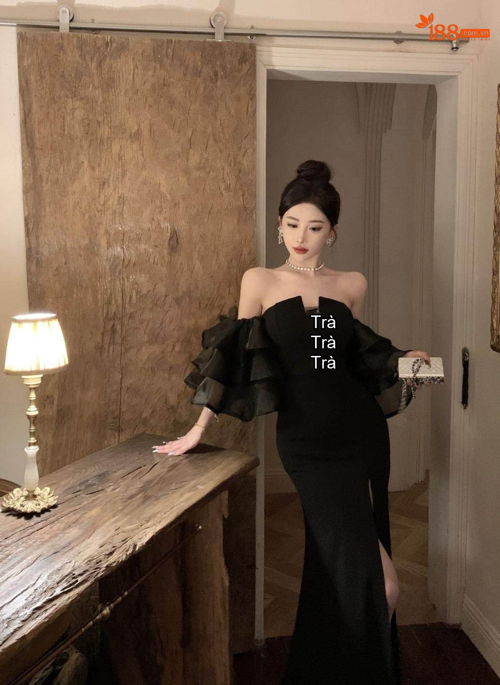 Váy Đầm Dự Tiệc Nữ Hở Vai Tay Loa Xẻ Tà Kiểu Dáng Sang Trọng Màu Đen chi tiết 7