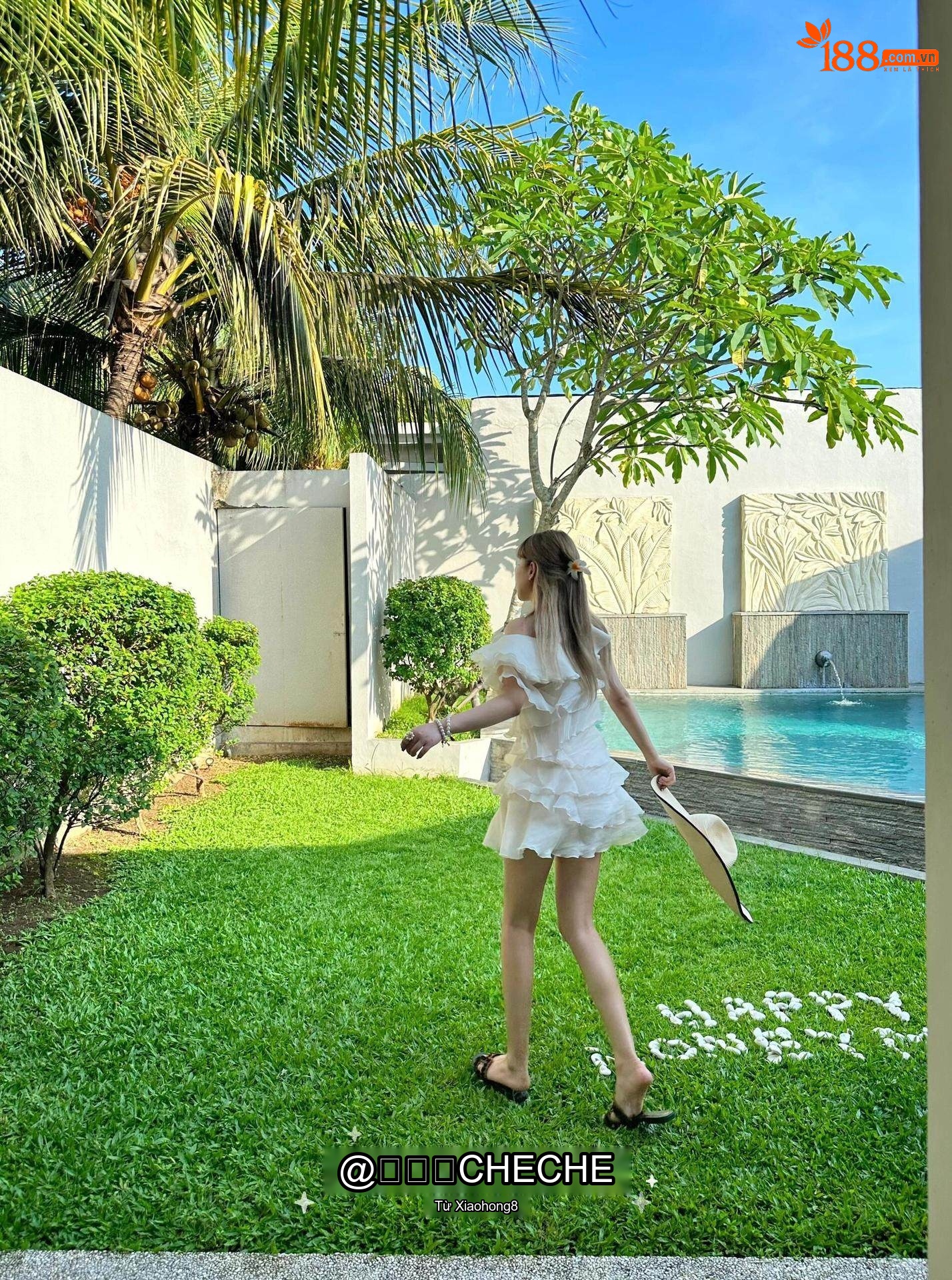 Váy Ngắn Nữ Hở Vai Bèo Nhún Hoa 3D Phong Cách Tiểu Thư Màu Trắng, Hồng chi tiết 10