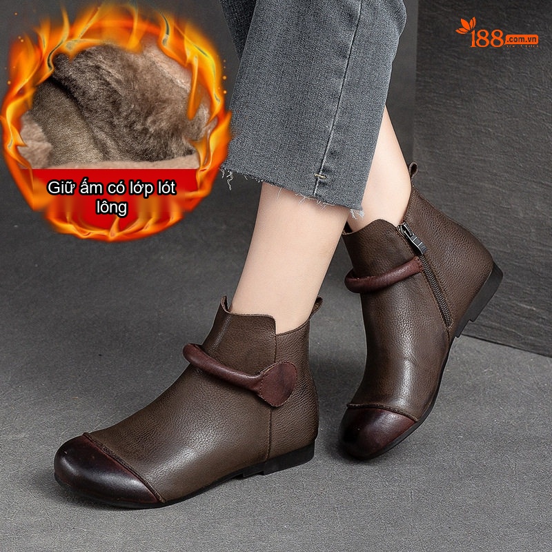 Boot Nữ Cổ Ngắn Lót Lông Giữ Ấm Khóa Kéo Bên Hông Đế Bệt Chiều Cao Đế Khoảng 1cm Màu Nâu