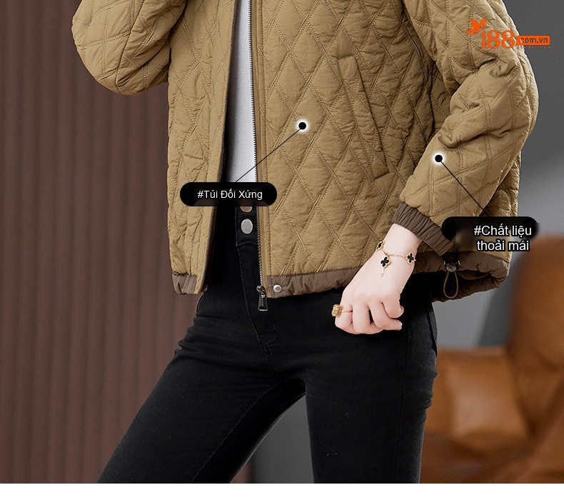 Áo Khoác Phao Nữ Trám Ô Nhỏ Dáng Ngắn Có Mũ Trùm Cotton Màu Be chi tiết 5