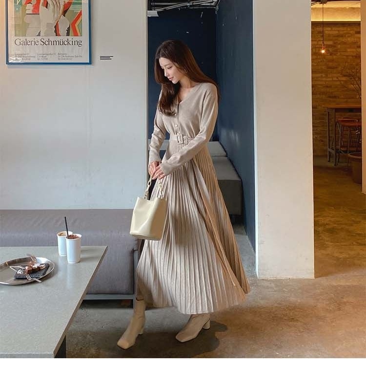 Váy Dệt Kim Dáng Dài Tay Dài Cổ Chữ V Thắt Eo Xếp Ly Phong Cách Quý Cô Màu Be, Đen chi tiết 7