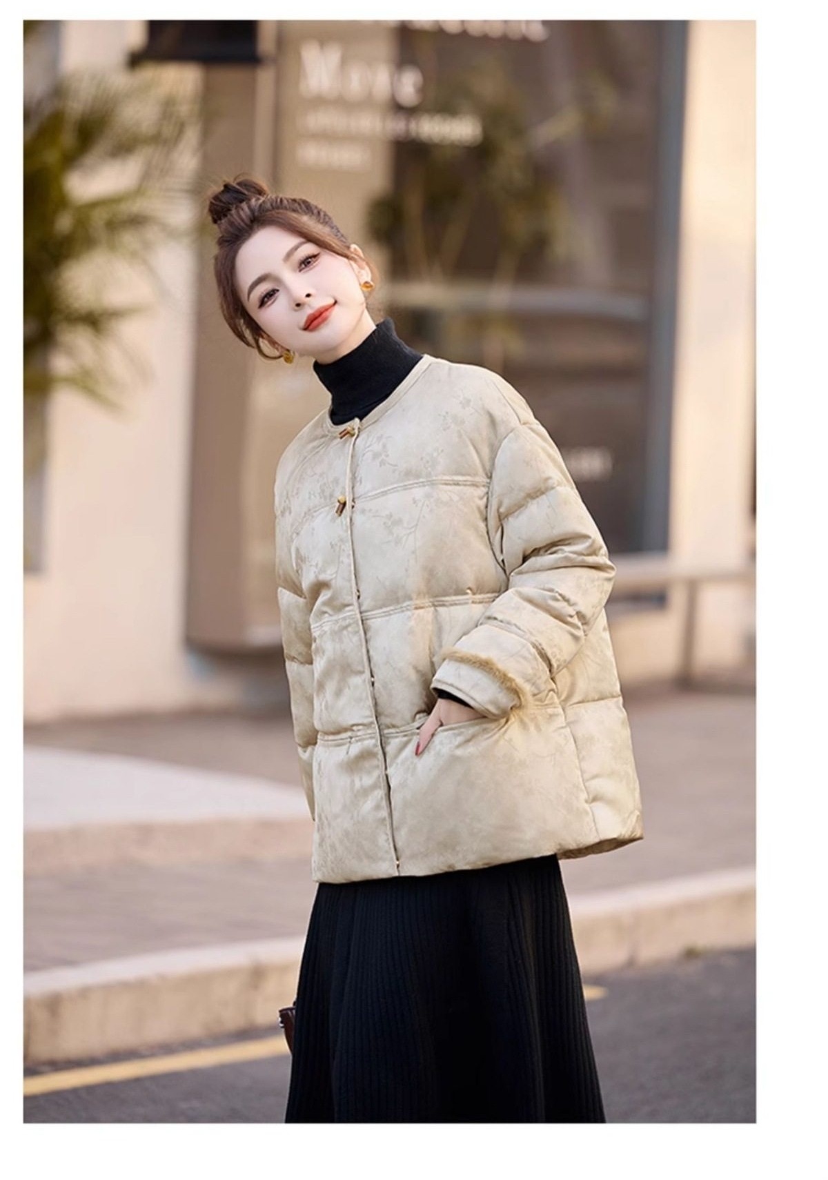 Áo Khoác Phao Nữ Dáng Dài Vừa Lót Lông Vịt Dày Dặn Phong Cách Retro Màu Be chi tiết 29