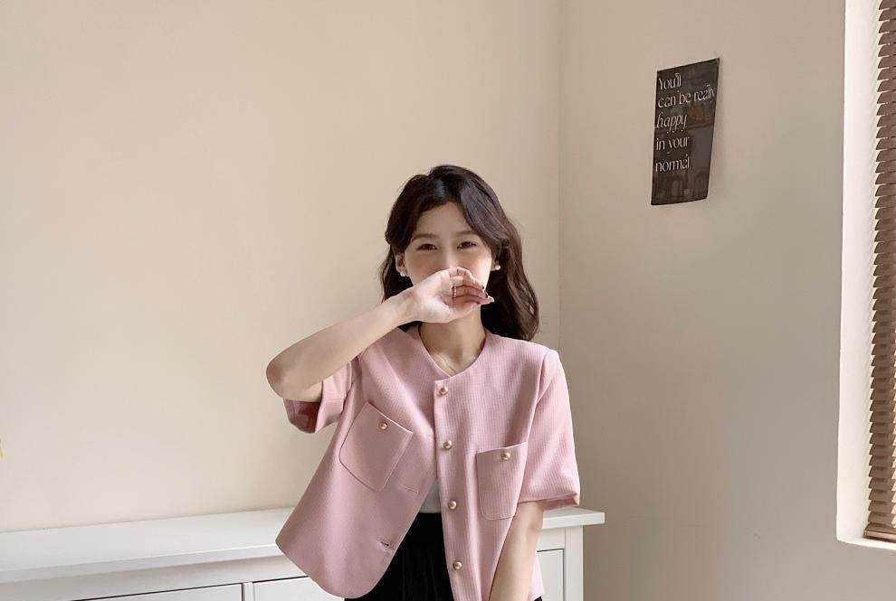 Áo Blazer Nữ Tay Ngắn Phong Cách Hàn Quốc chi tiết 5