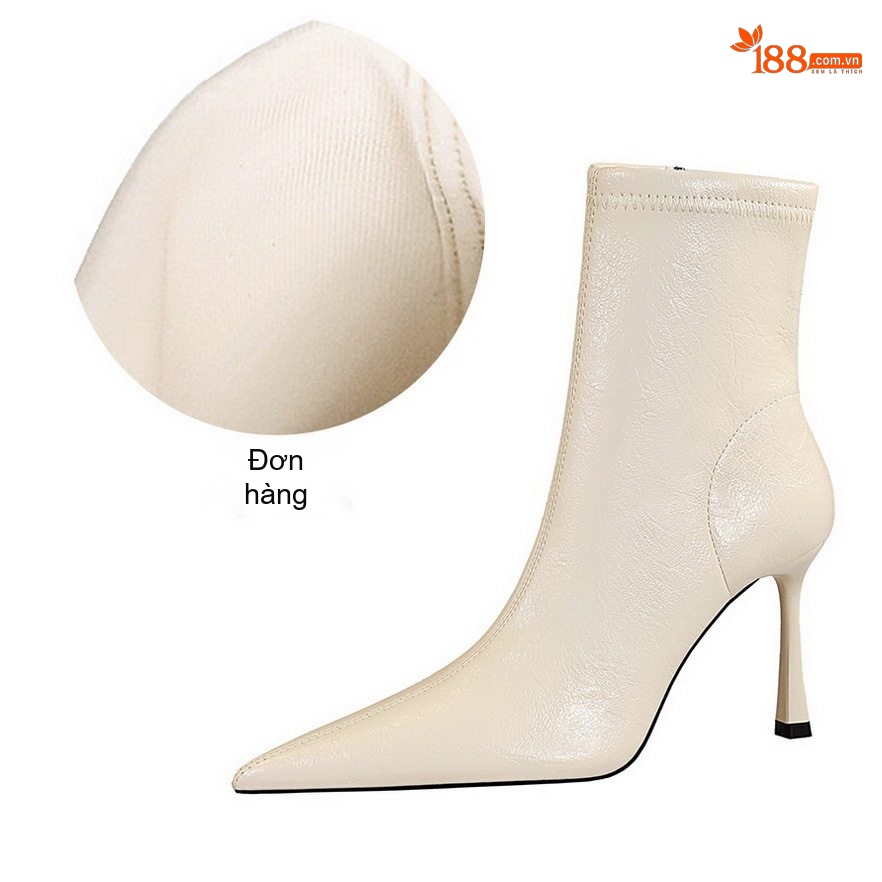 Trắng be một lớp lót trong
