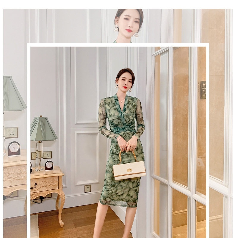 Váy Ôm Body Nữ Dáng Dài Tay Dài In Họa Tiết Xanh Lá Cổ chữ V Kiểu Dây Buộc chi tiết 1