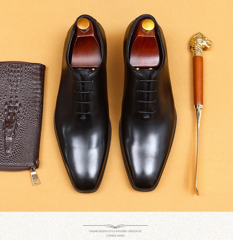 Giày Tây Oxford Nam Da Thật Mũi Nhọn Chiều Cao Đế Khoảng 3cm Màu Đen chi tiết 4