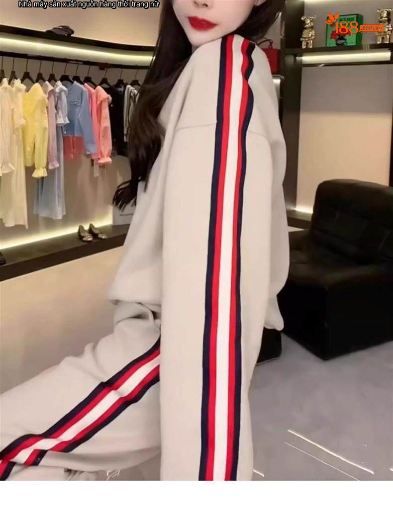 Bộ đồ nữ thu đông áo hoodie quần dài thêu hình tim phong cách thể thao chi tiết 15