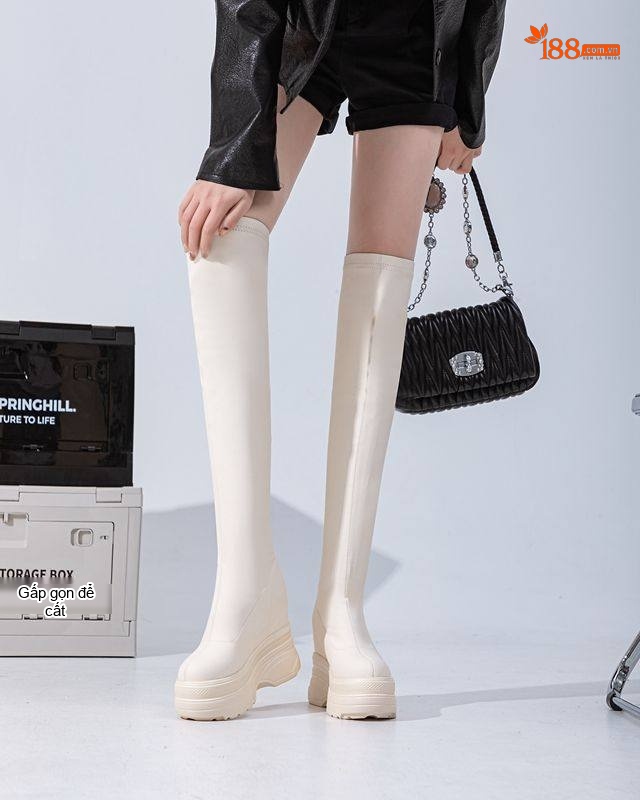 Boot Nữ Cổ Cao Qua Gối Đế Dày Chiều Cao Đế Khoảng 11cm Màu Đen, Trắng Kem chi tiết 20