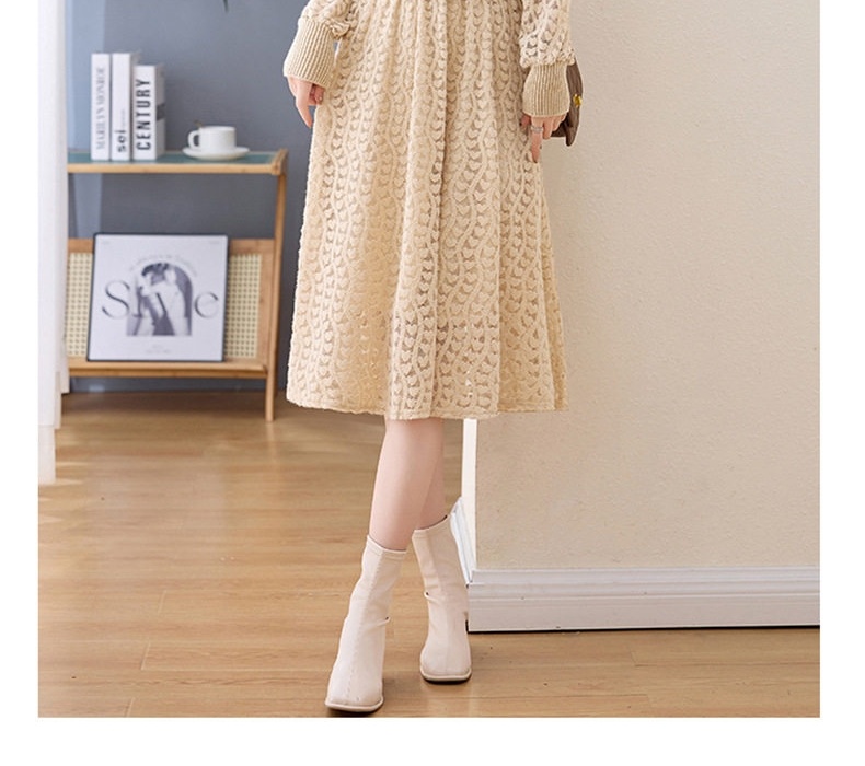 Váy Dệt Kim Nữ Cổ chữ V Đính Cúc Ngọc Trai Phối Ren Phong Cách Quý Cô Màu Be, Đen, Hồng chi tiết 25