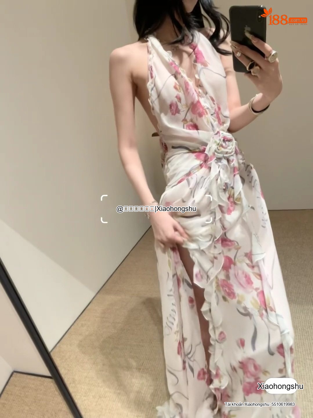 Váy Dài Nữ Hở Lưng Cổ Yếm Bèo Nhún Trang Trí Hoa 3D Phong Cách Pháp Màu Trắng chi tiết 23