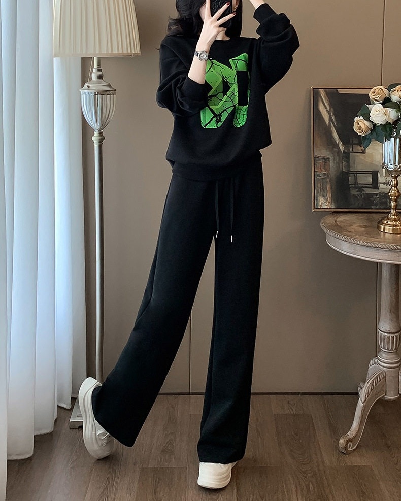 Bộ Đồ Nữ Áo Hoodie và Quần Dài Dáng Rộng Lót Lông Dày Dặn Phong Cách Hàn Quốc Màu Đen chi tiết 12
