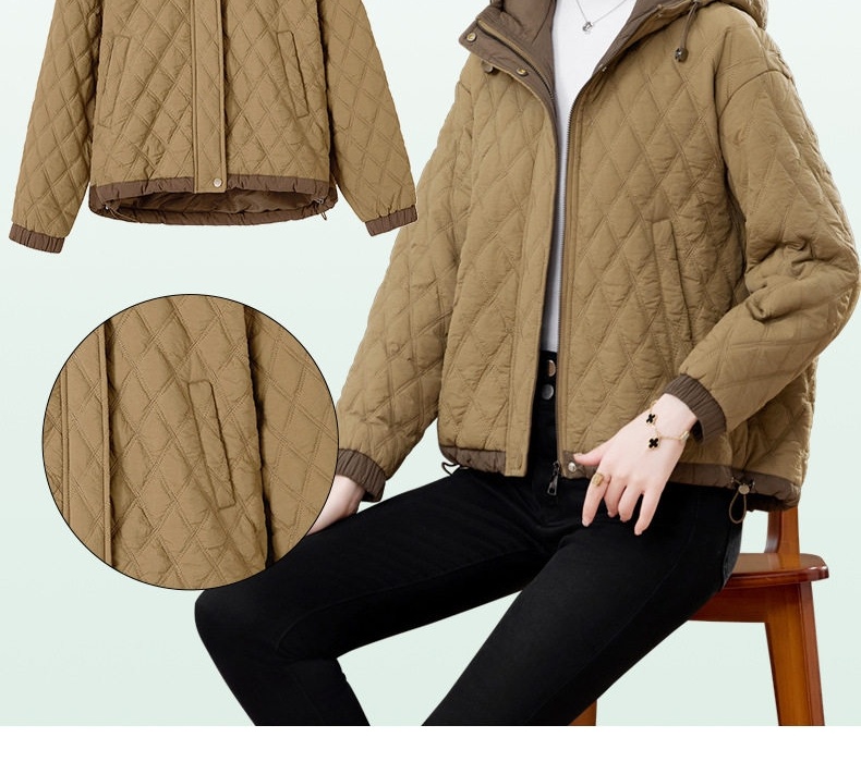 Áo Khoác Phao Nữ Trám Ô Nhỏ Dáng Ngắn Có Mũ Trùm Cotton Màu Be chi tiết 9