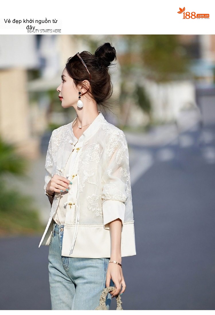 Áo Khoác Nữ Quốc Phong Thêu Hoa Mỏng Nhẹ Tay Lỡ Màu Trắng chi tiết 16