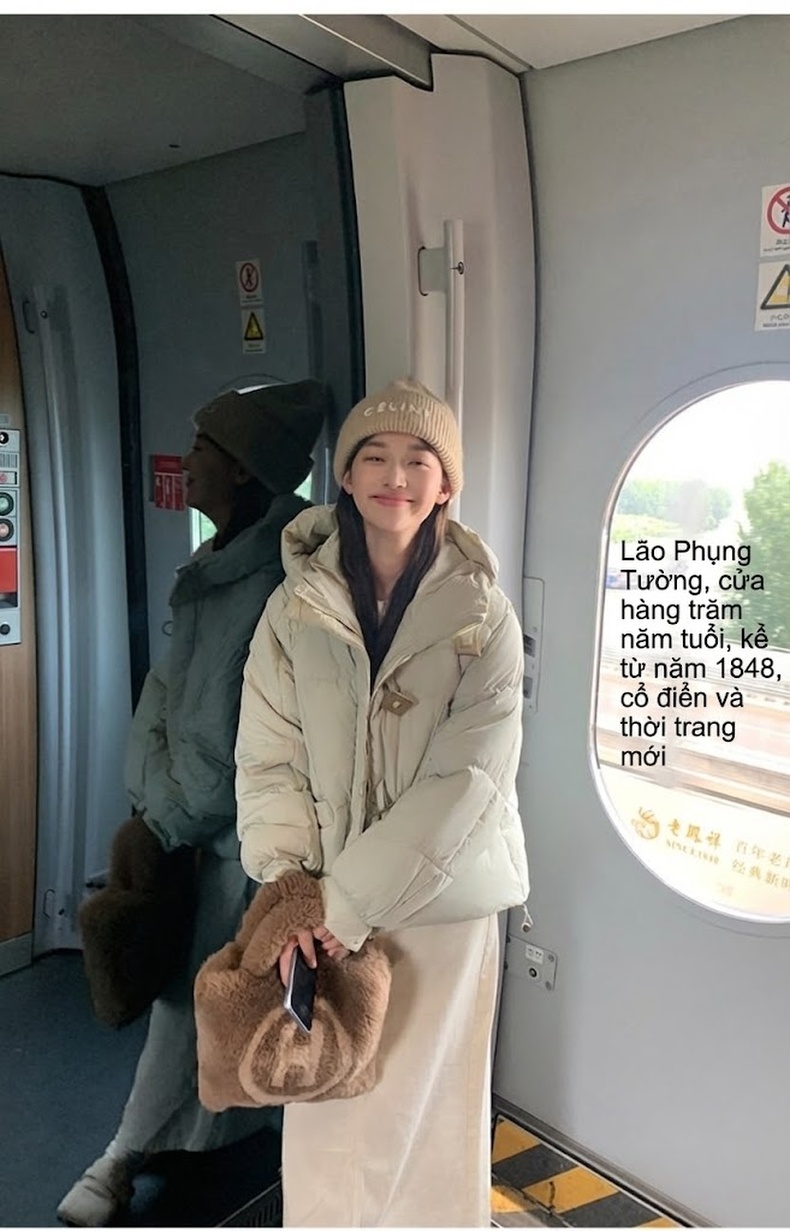 Áo Khoác Phao Nữ Ngắn Tay Dáng Rộng Có Mũ Trùm Đầu Thiết Kế Khóa Gài Màu Trắng Kem, Đen, Hồng, Cam chi tiết 21