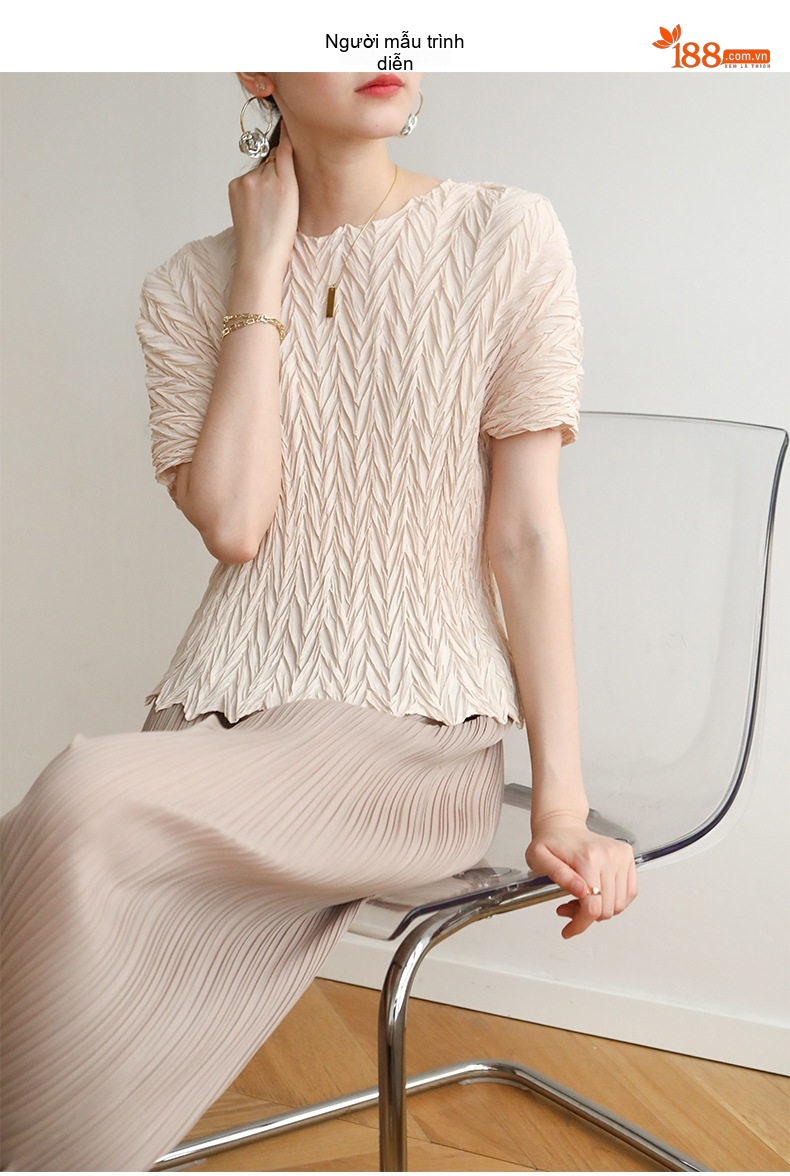 Áo Thun Nữ Issey Miyake Pleats Tay Ngắn Thiết Kế Thanh Lịch Màu Kem, Hồng, Đen, Xám... chi tiết 6