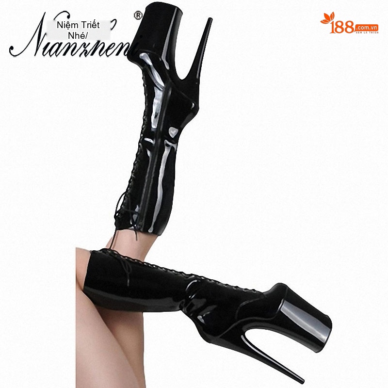 Boot Cao Gót Nữ Cổ Cao Da Bóng Buộc Dây Chiều Cao Đế Khoảng 20cm Màu Đen, Đỏ