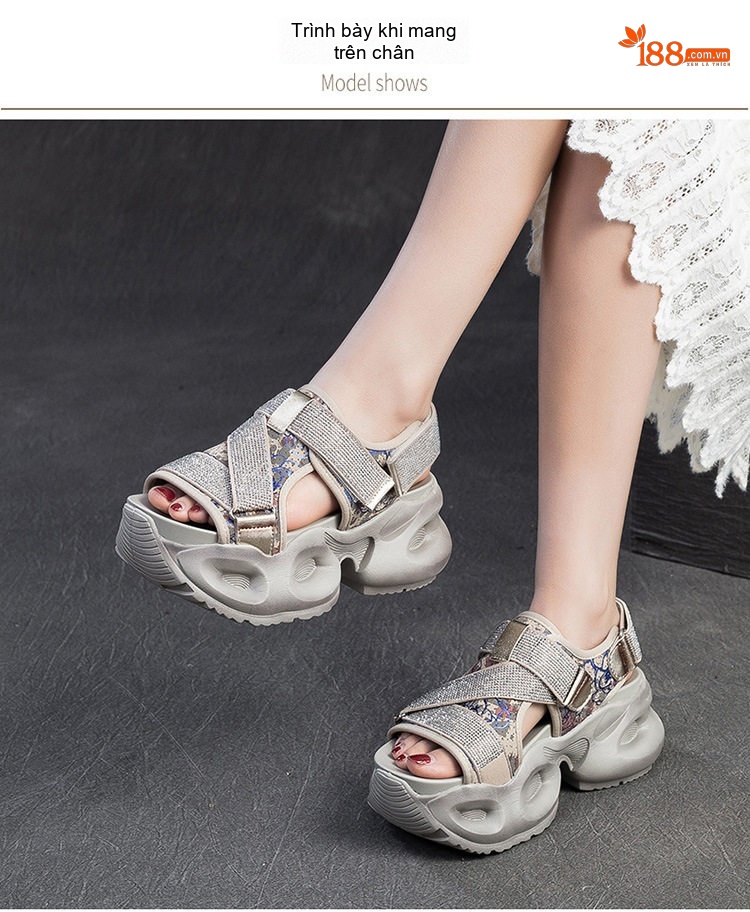 Dép Sandal Nữ Hở Ngón Quai Ngang Đính Đá Đế Cao 4cm - 5cm Màu Xám chi tiết 8