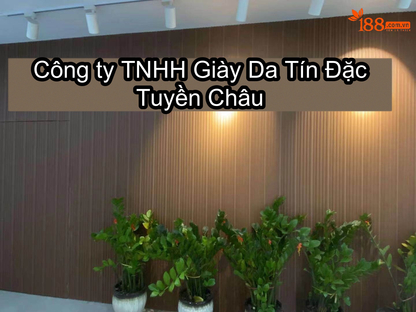 Giày Boot Đi Tuyết Cổ Cao Nam Nữ Lót Lông Dày Dặn Chống Thấm Nước Chống Trượt Đế Cao 3cm chi tiết 2
