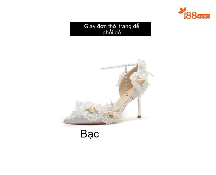 Giày Cao Gót Cô Dâu Mũi Nhọn Ren Hoa Ngọc Trai Quai Ngang Hở Bên Chiều Cao Đế Khoảng 7cm Màu Bạc chi tiết 7