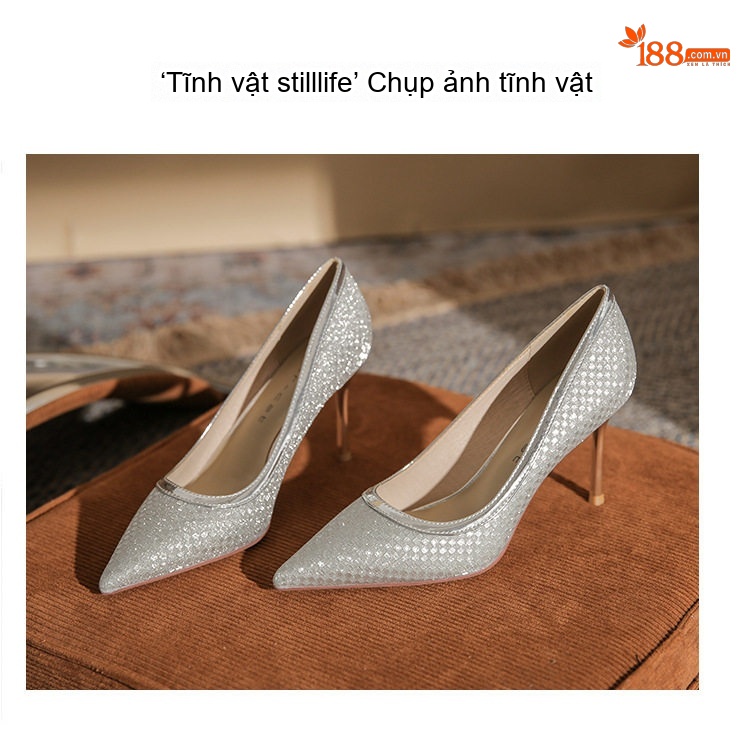 Giày Cao Gót Da Cừu Mũi Nhọn Chiều Cao Đế Khoảng 8cm Màu Bạc Lấp Lánh chi tiết 25