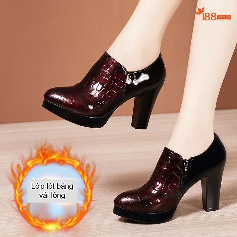 Giày Cao Gót Nữ Da Bóng Dập Vân Chiều Cao Đế Khoảng 7cm Lót Lông Màu Đen, Đỏ