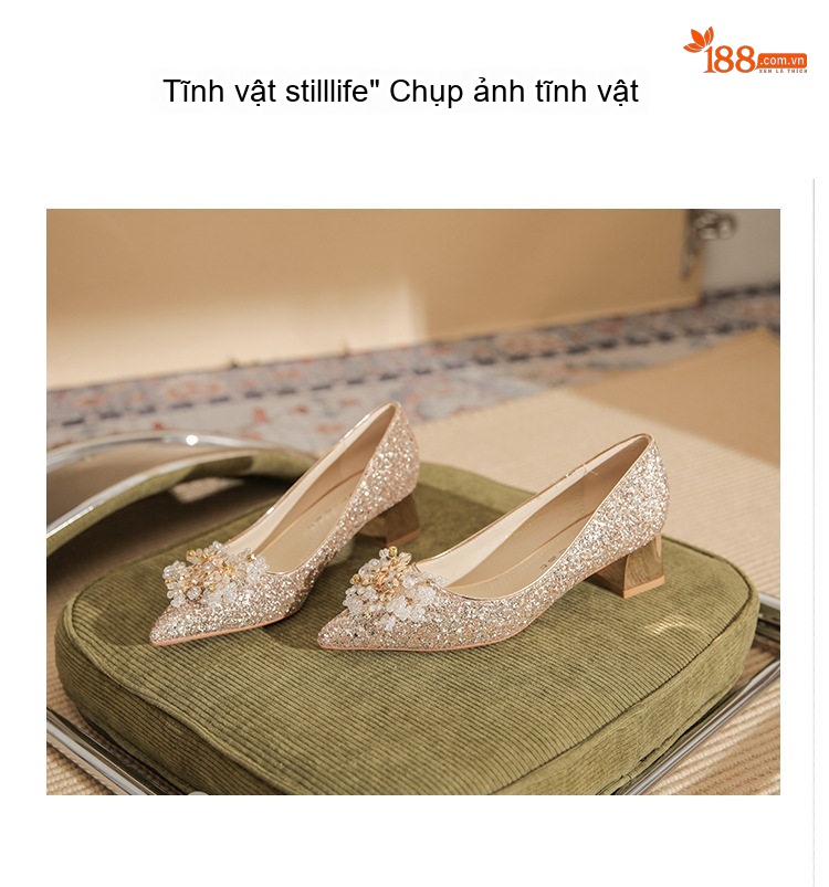 Giày Cao Gót Nữ Mũi Nhọn Quai Ngang Kim Tuyến Chiều Cao Đế Khoảng 5cm Màu Vàng Kim, Bạc chi tiết 24