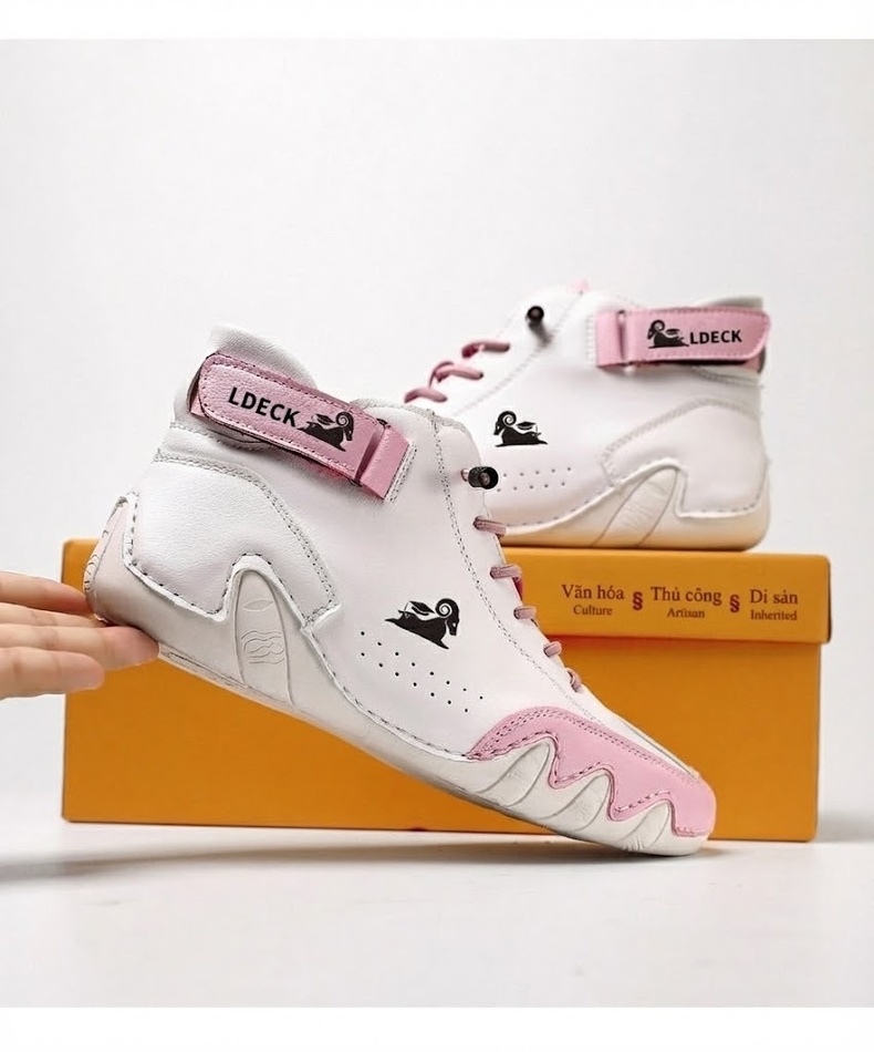 Giày Martin Cổ Cao Unisex Da Thật Chiều Cao Đế Khoảng 3cm Màu Trắng, Đen, Xám, Hồng... chi tiết 38