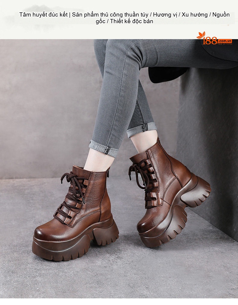 Giày Martin Nữ Da Bò Cao Cổ Dáng Ôm Đế Bánh Mì Chiều Cao Đế Khoảng 6cm Màu Đen, Nâu chi tiết 1