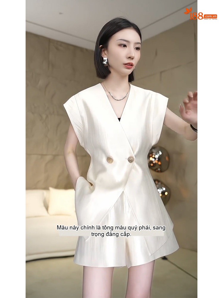 Set Áo Gile Quần Short Nữ Phong Cách Tiểu Thư Thanh Lịch Màu Trắng