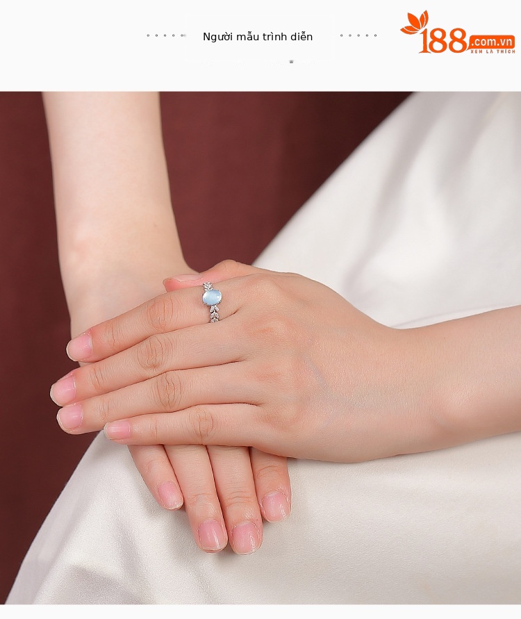 Nhẫn bạc S925 đính đá Aquamarine hình trứng mặt cắt tinh tế, kiểu mở điều chỉnh được — một mảnh chi tiết 4