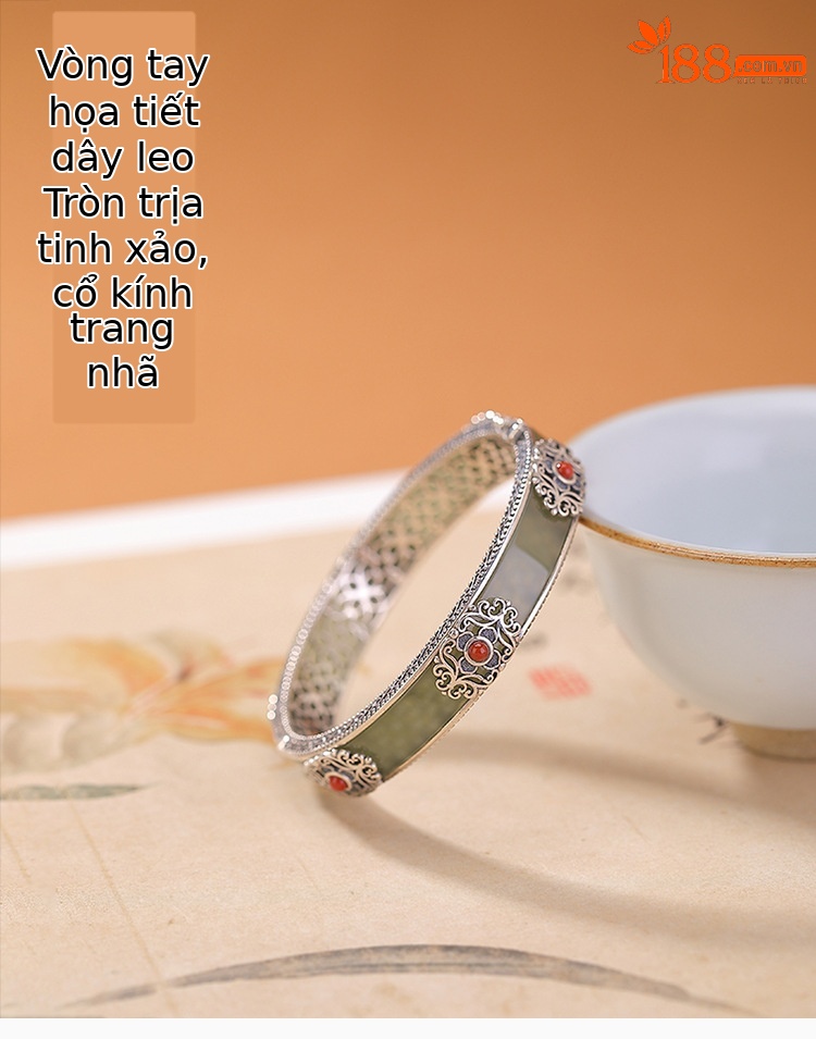 Vòng tay bạc S925 đính ngọc Hetian và sapphire đỏ phong cách retro Trung Hoa — một mảnh chi tiết 2