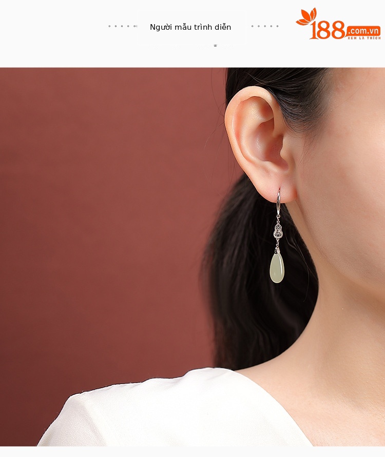 Bông tai bạc S925 dáng giọt nước dài vintage ngọc Hetian rỗng — một cặp chi tiết 3
