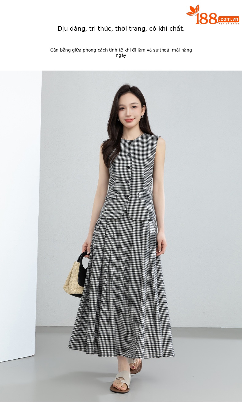 Áo gile nữ cổ tròn kẻ sọc đen trắng phối chân váy linen cạp chun — Áo gi lê - 66080 ô đen trắng chi tiết 3