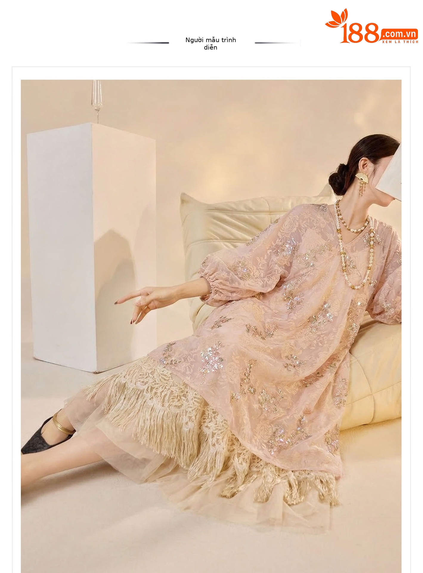 Váy maxi thêu hoa hai mảnh phong cách Trung Hoa mới, tay ngắn, eo thắt, dài qua gối — màu hồng chi tiết 1