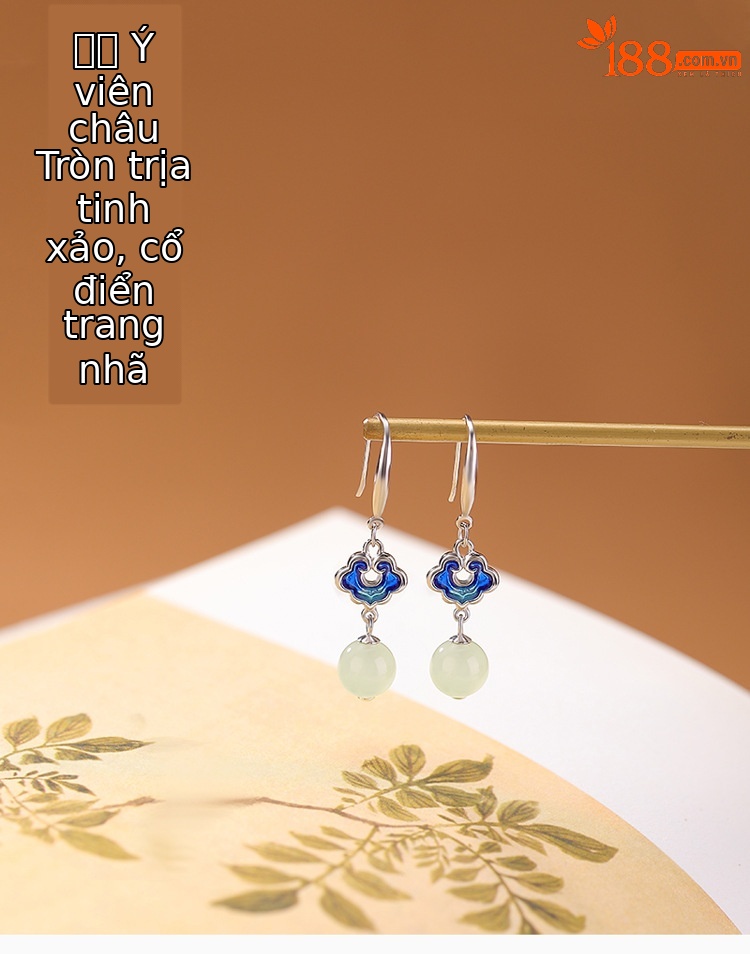 Bông tai bạc S925 đá ngọc bích tự nhiên họa tiết mây lành phong cách tân cổ điển — Một đôi chi tiết 1