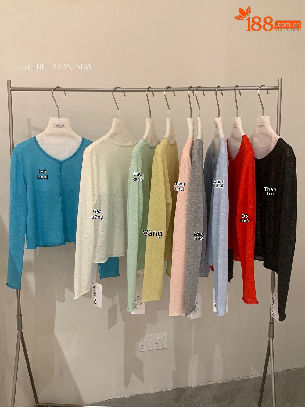 Áo khoác cardigan nữ cổ tròn chất liệu tre đũi chống nắng mỏng nhẹ — Đỏ thẫm, Xám cacbon, trắng ngà, xanh nhạt chi tiết 8