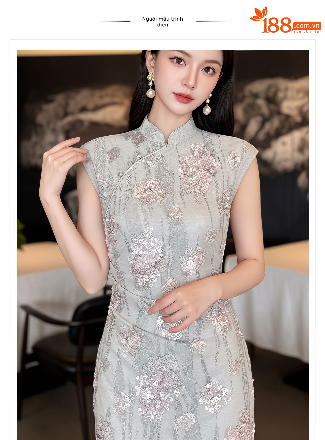 Đầm maxi thắt eo phong cách Tân Trung Hoa ren hoa nổi tay lỡ — Xám gạo chi tiết 1