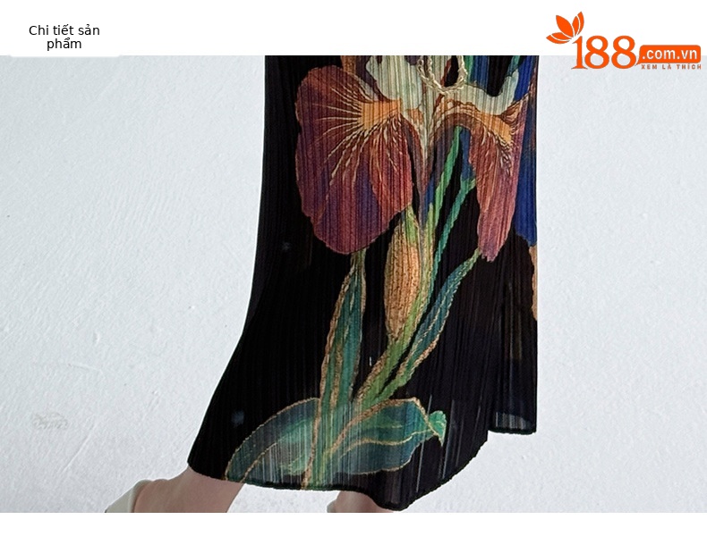 Đầm maxi nữ thắt eo kiểu mới phong cách Trung Hoa hiện đại, họa tiết in hoa cổ điển, chất liệu nhăn nhẹ mùa hè — màu đen chi tiết 4