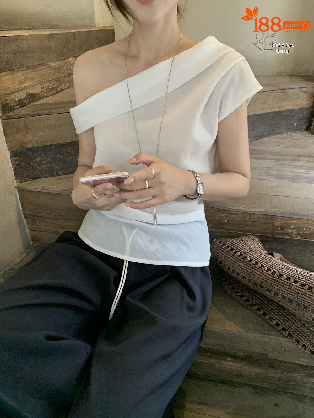 màu trắng