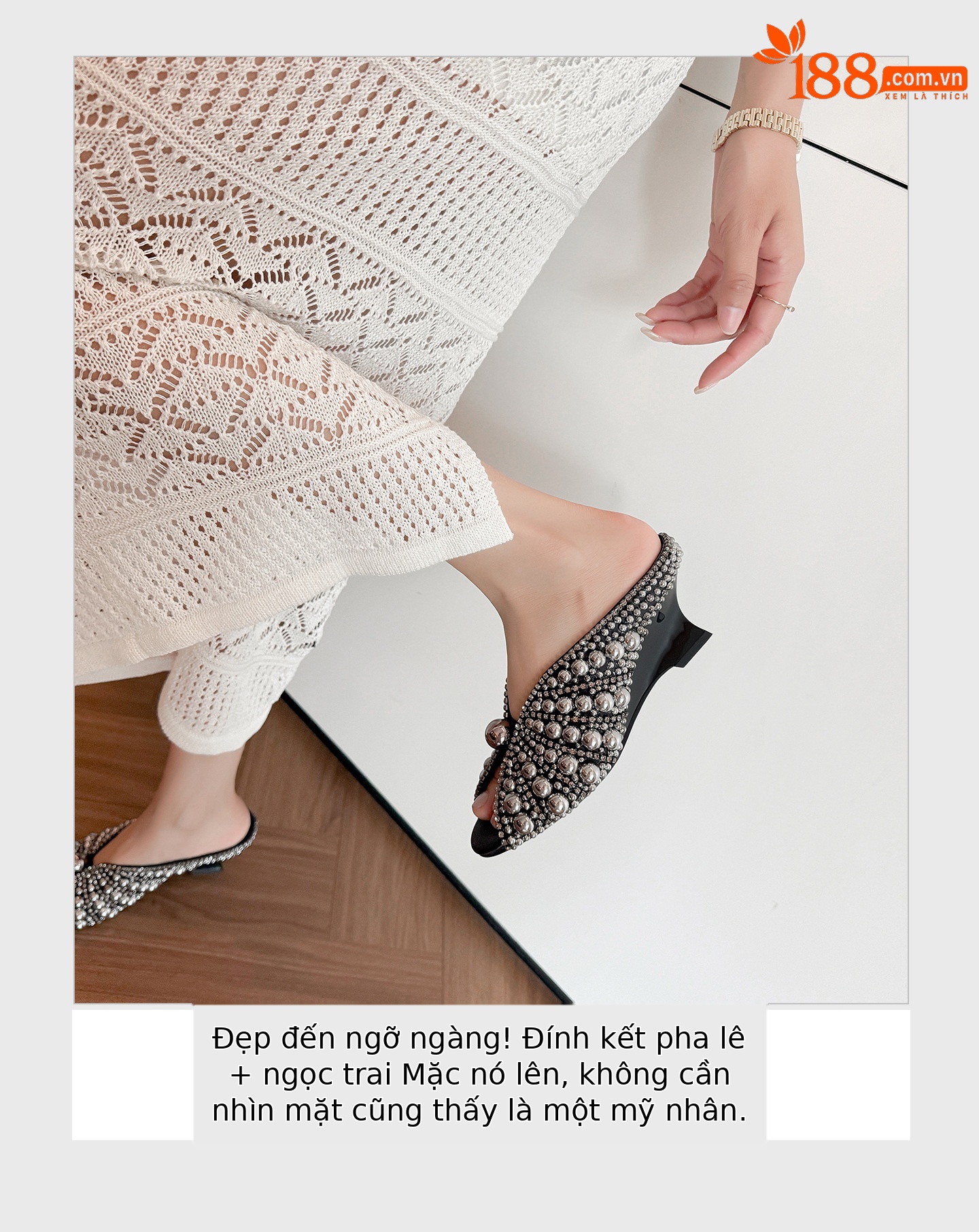 Sandal cao gót nữ mũi peep-toe đính ngọc trai, gót xuồng platform, phù hợp tiệc tùng — màu đen, màu trắng chi tiết 4