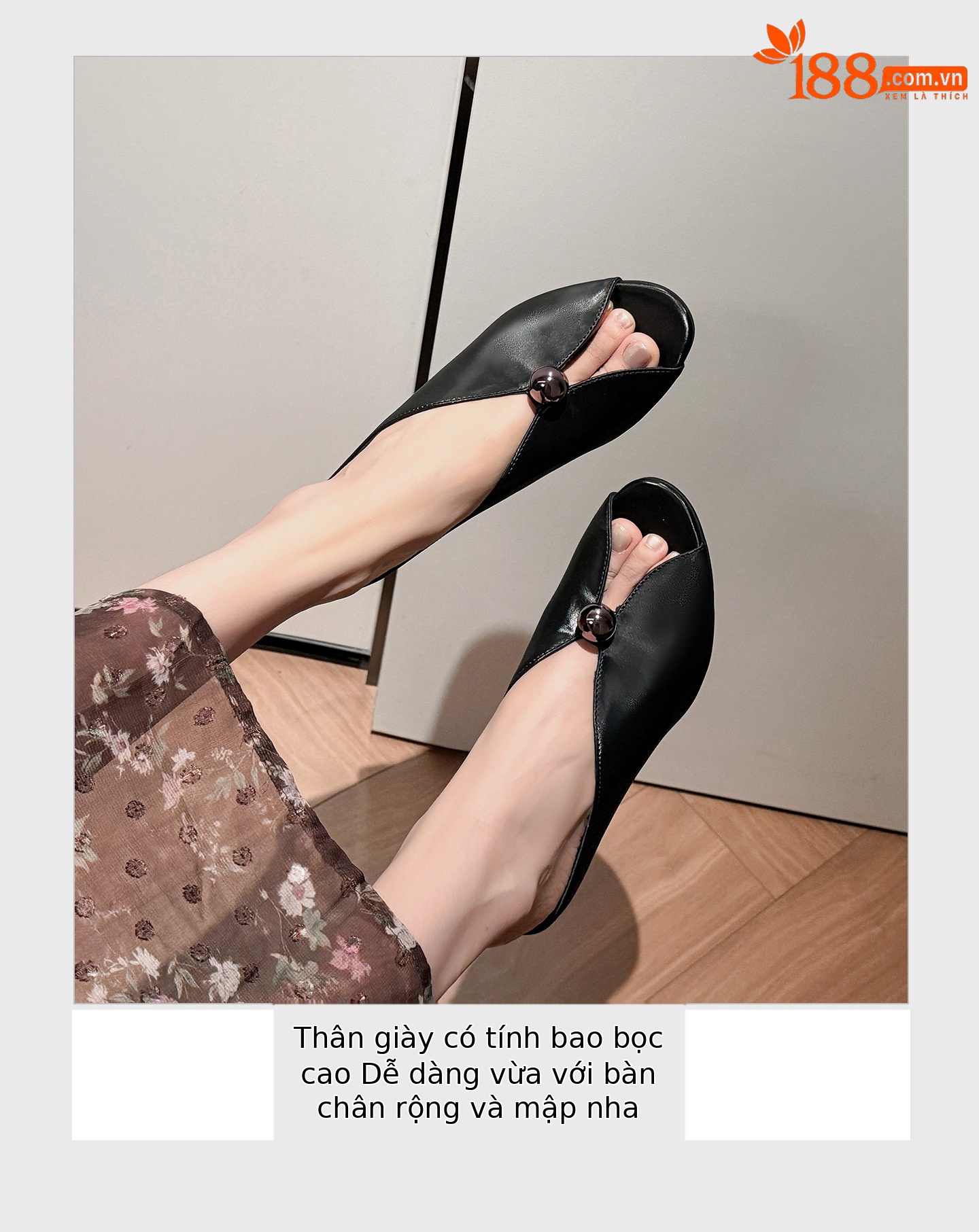 Sandal cao gót nữ hở mũi phong cách Chanel, gót xuồng 7 cm, quai ngang, đi biển hè — màu đen, màu hồng, màu trắng chi tiết 4